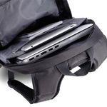 Mochila-Case-Logic-Jaunt-para-Notebook-15-16-Negra