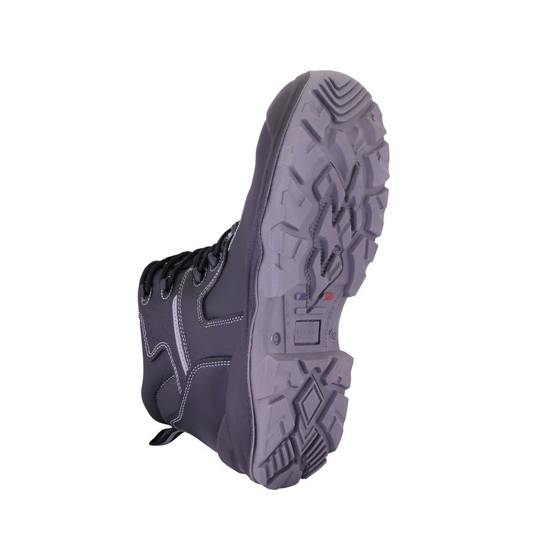 Botin-Nitro-600-Hidrofugado-Negro
